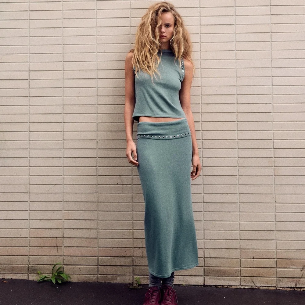 ZARA EYELET MIDI SKIRT - Picture 8 of 12